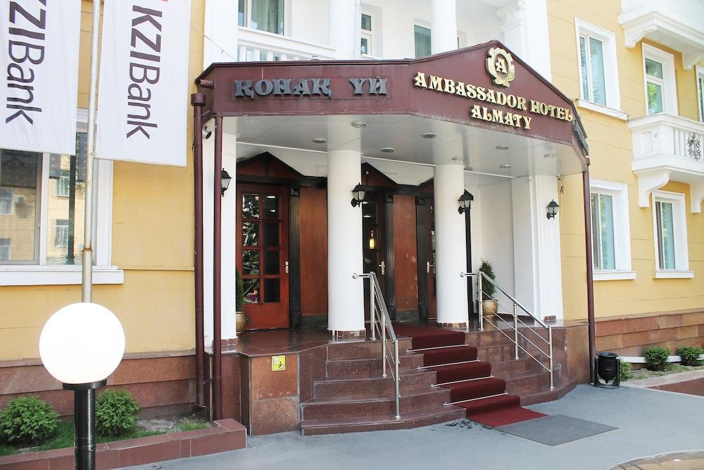 Ambassador Hotel Almatî Exterior foto